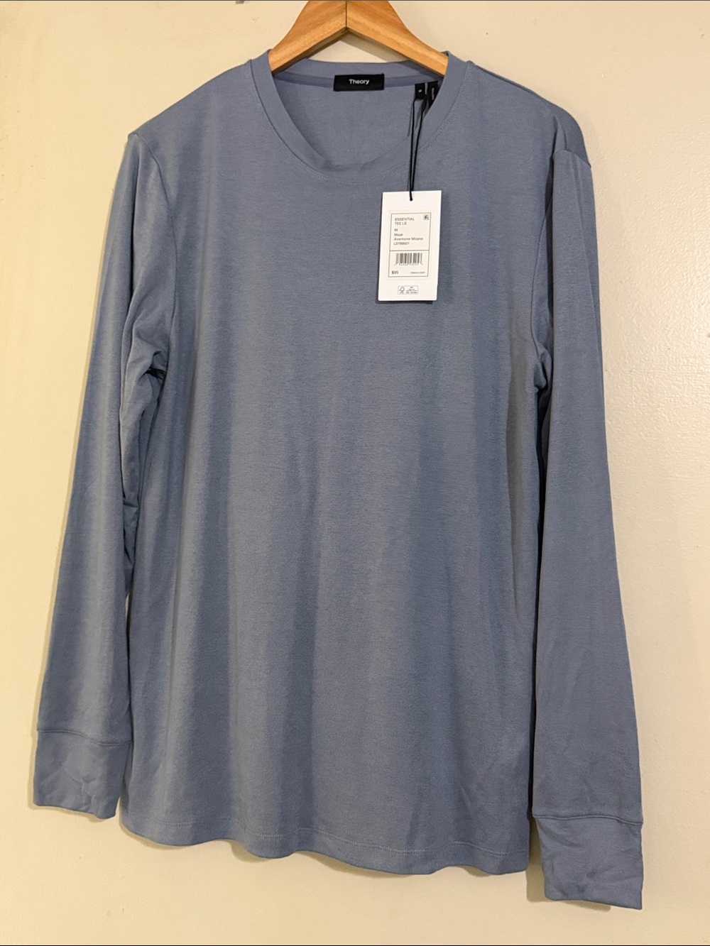 Theory longsleeve tee